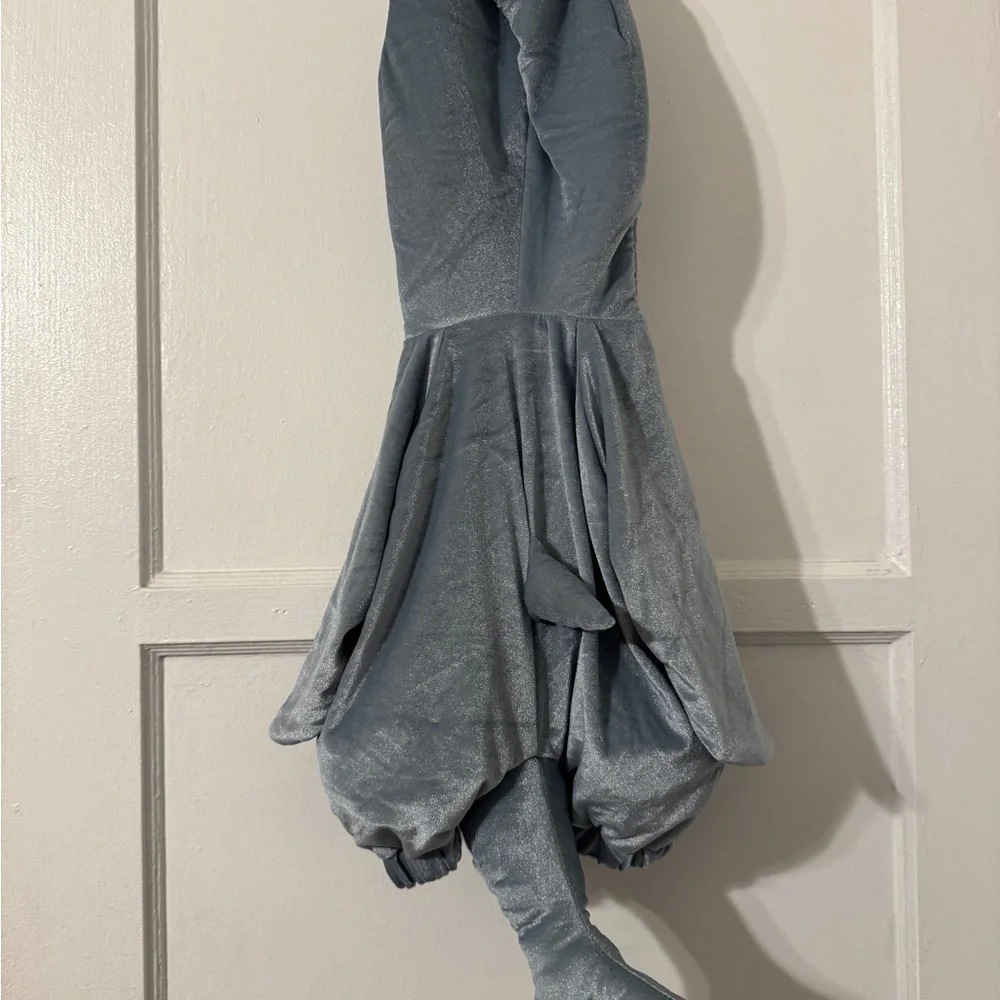 Baby Shark costume Sz 0-6 months - Picture 8 of 9